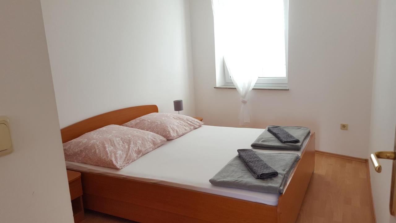 Zagi Apartment Povljana Exterior photo